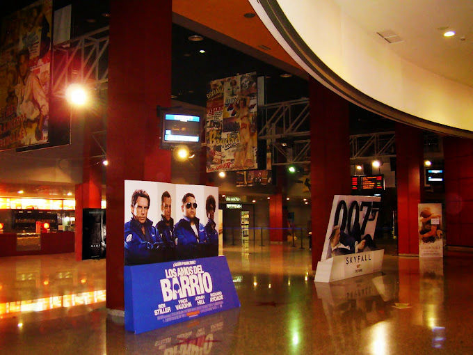 Hall Odeon Multicines NAron